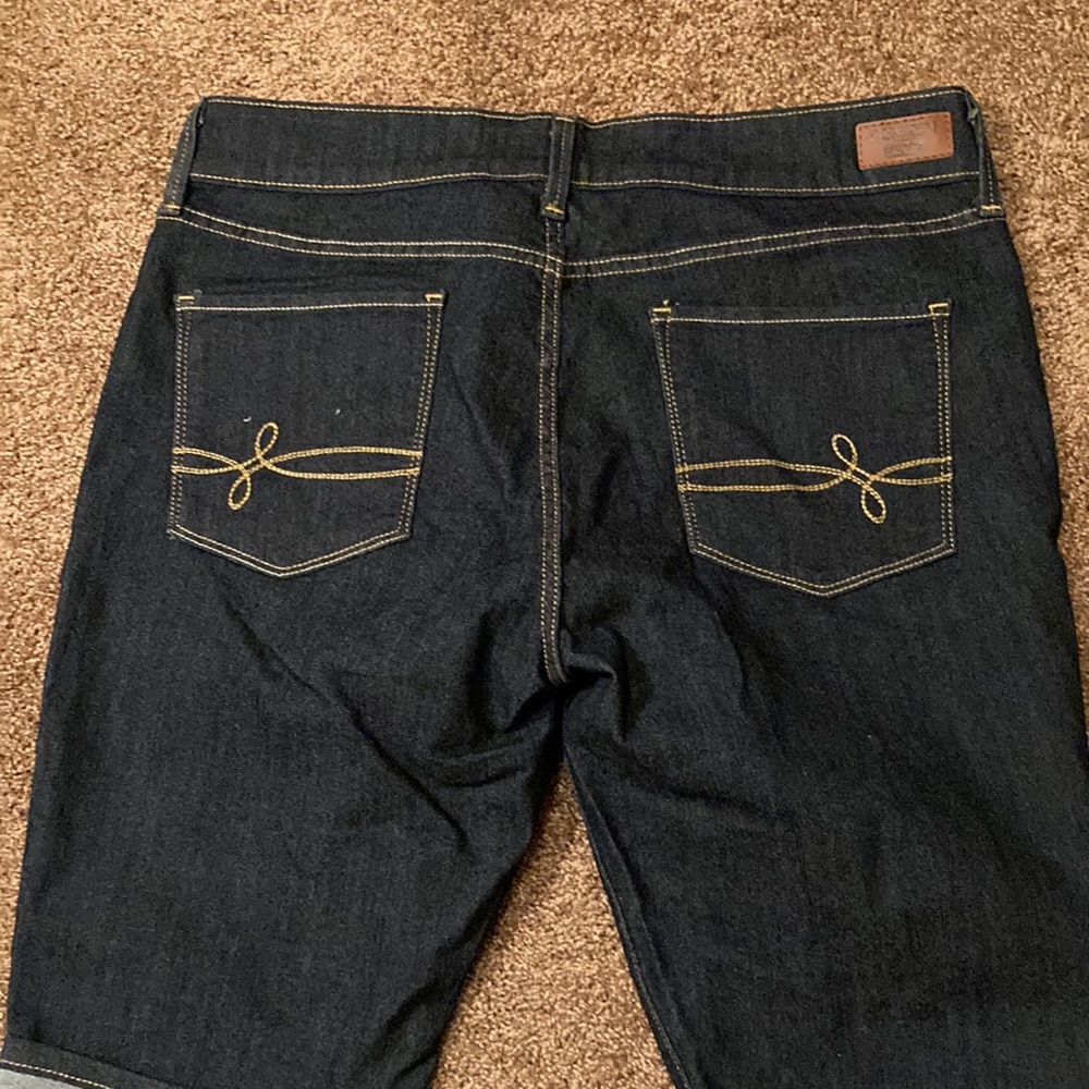 DENIZEN LEVIS WOMEN’S SHORTS. SIZE 18. CUFFS. DARK BLUE. NWOT - Picture 6 of 7